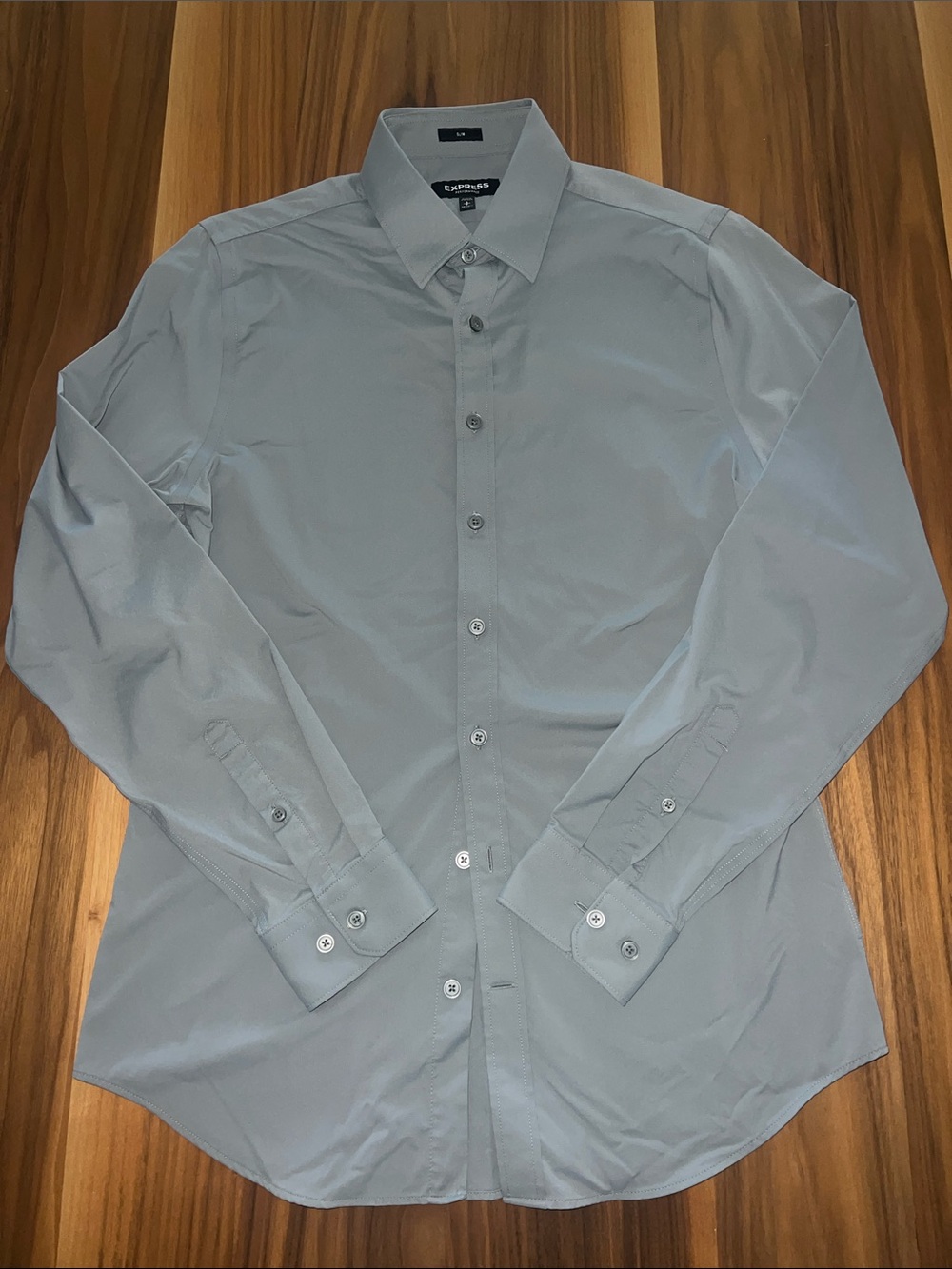 Express Men’s Gray Long-Sleeve Dress Shirt, Slim fit, size small.